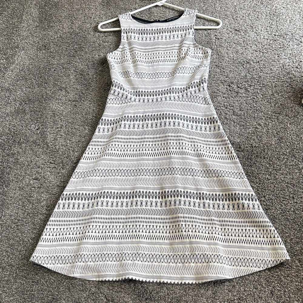 Elegant Black and White Patterned Dress